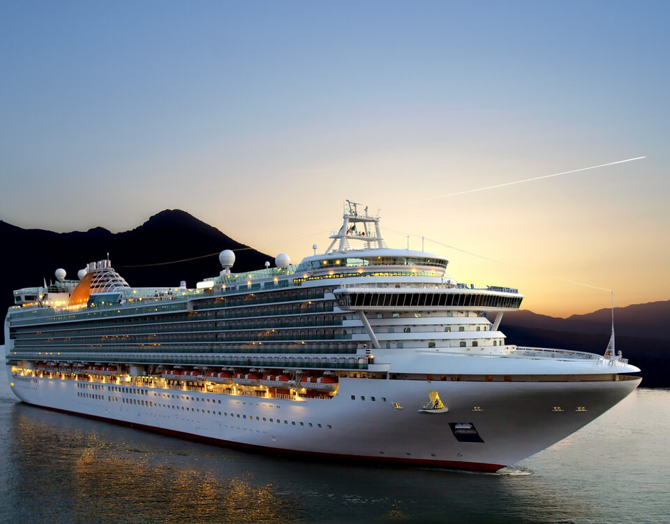 Cruise ship